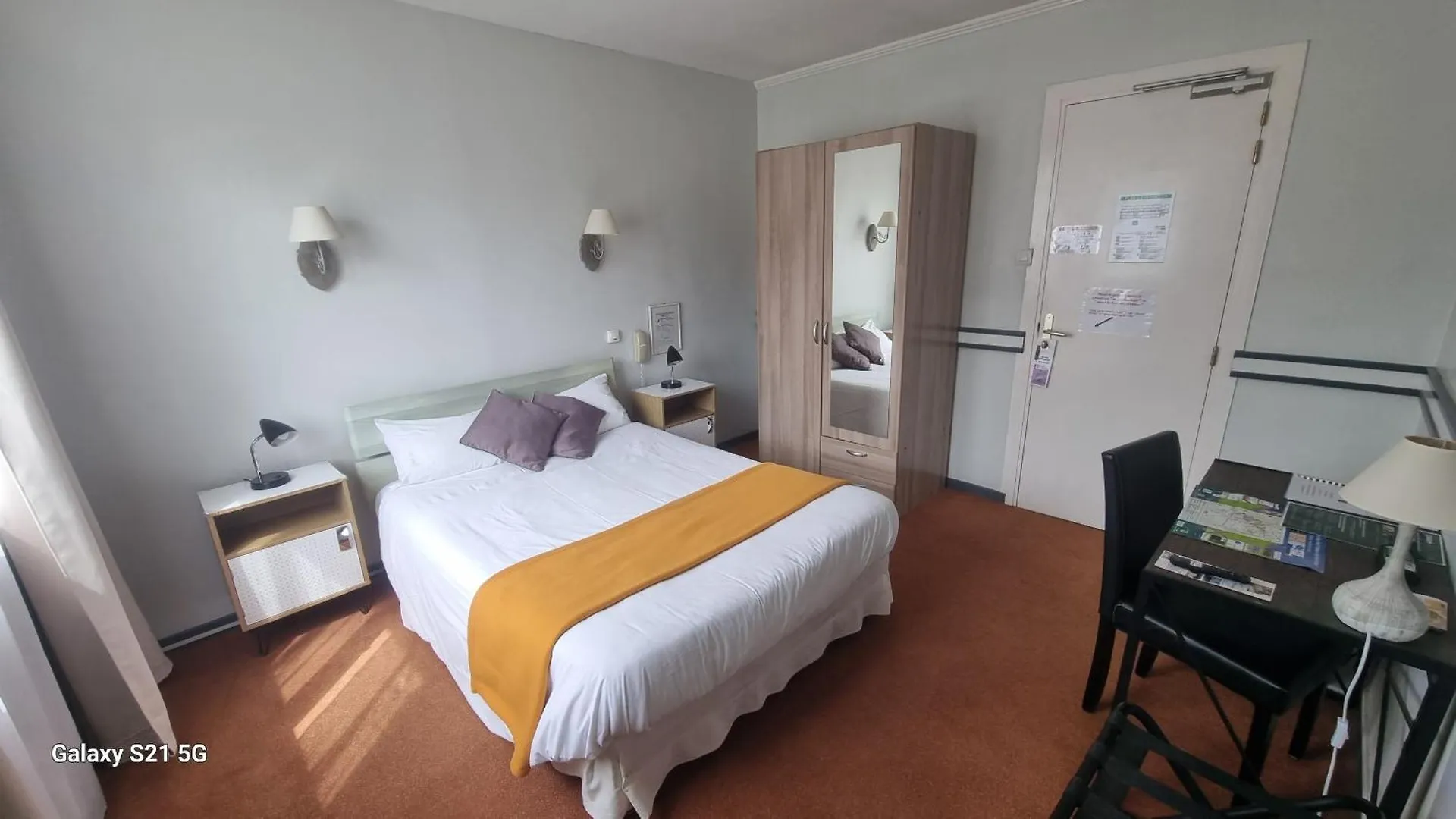 Hotel Du Tricastin Pierrelatte
