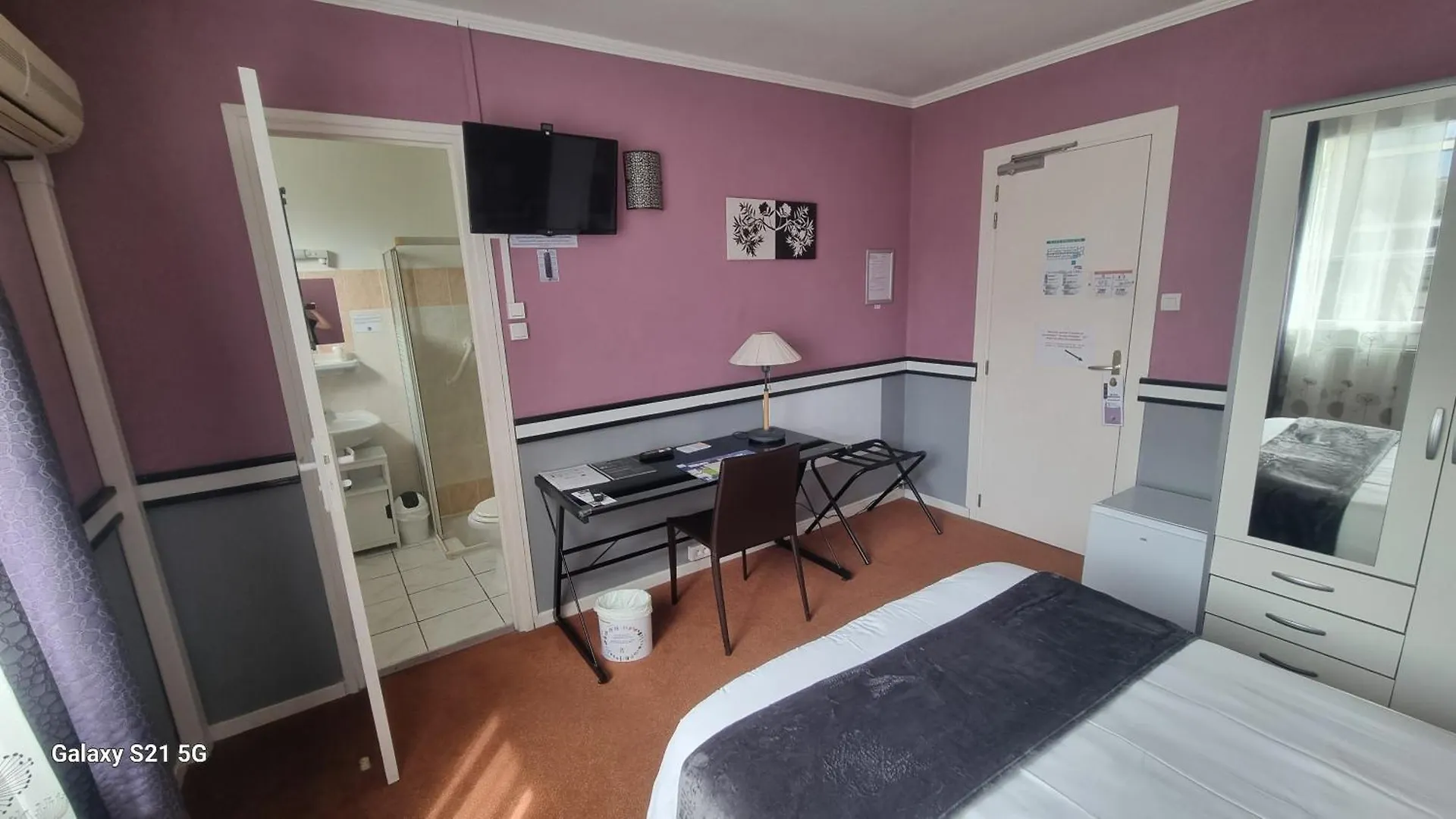 Hotel Du Tricastin Pierrelatte