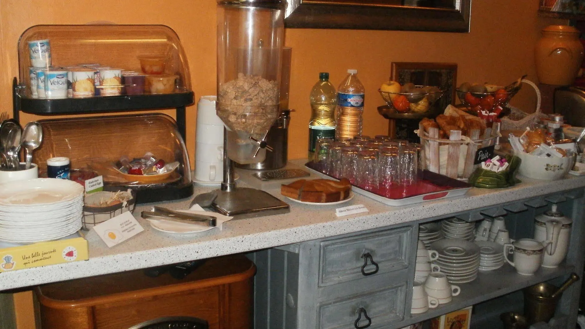 Hotel Du Tricastin Pierrelatte