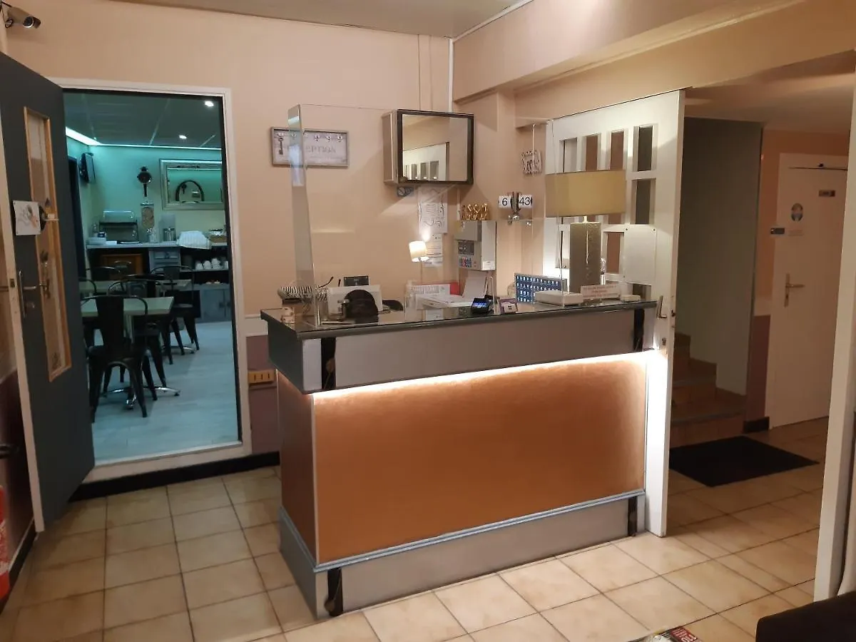Hotel Du Tricastin Pierrelatte