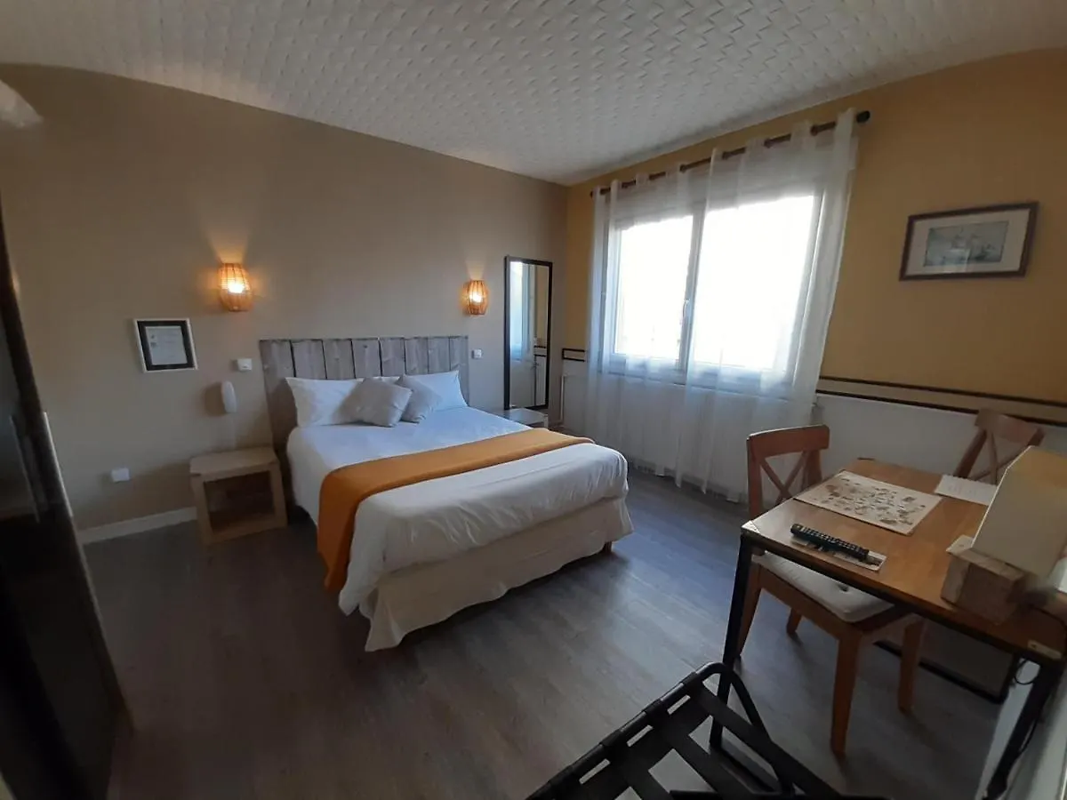 Hotel Du Tricastin Pierrelatte