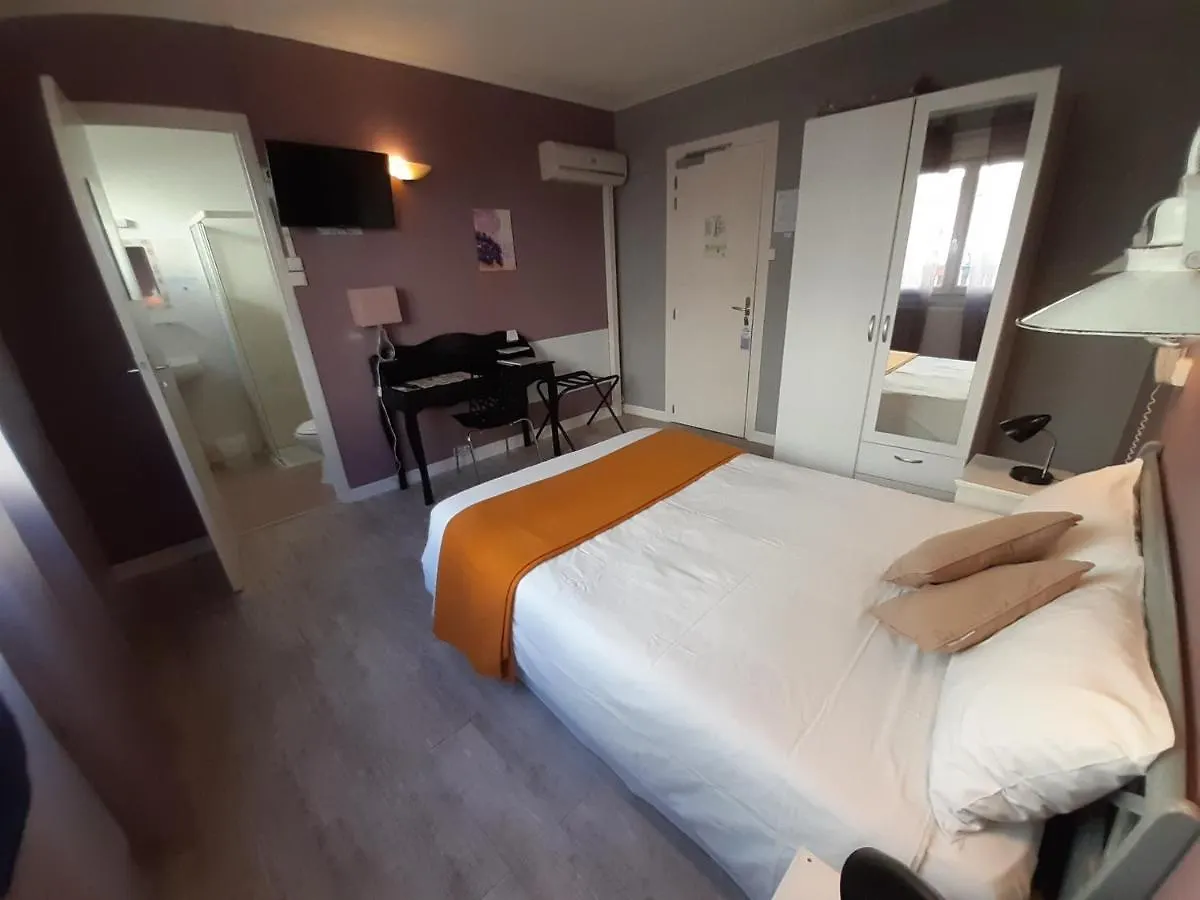 Hotel Du Tricastin Pierrelatte