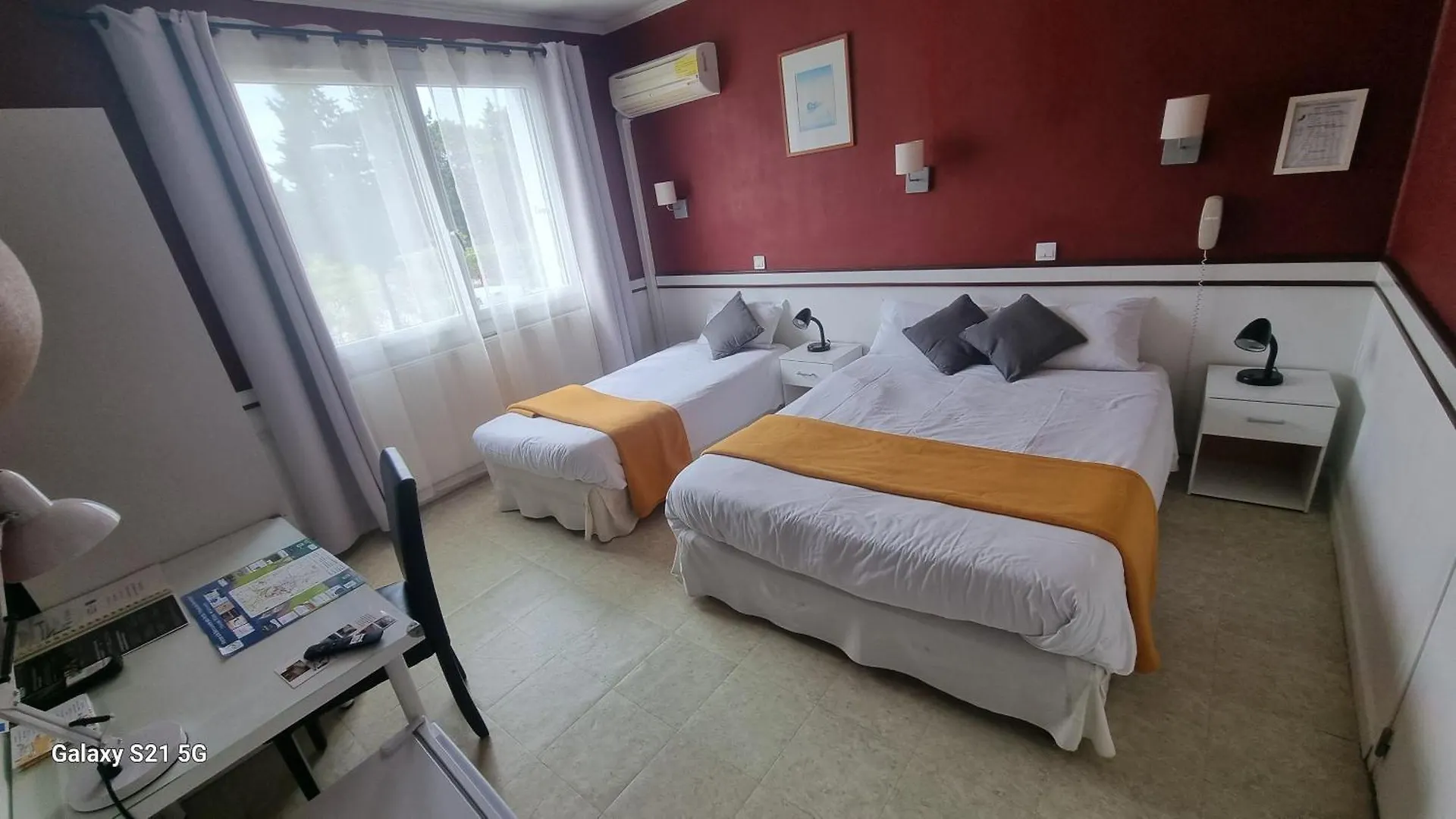 **  Hotel Du Tricastin Pierrelatte France
