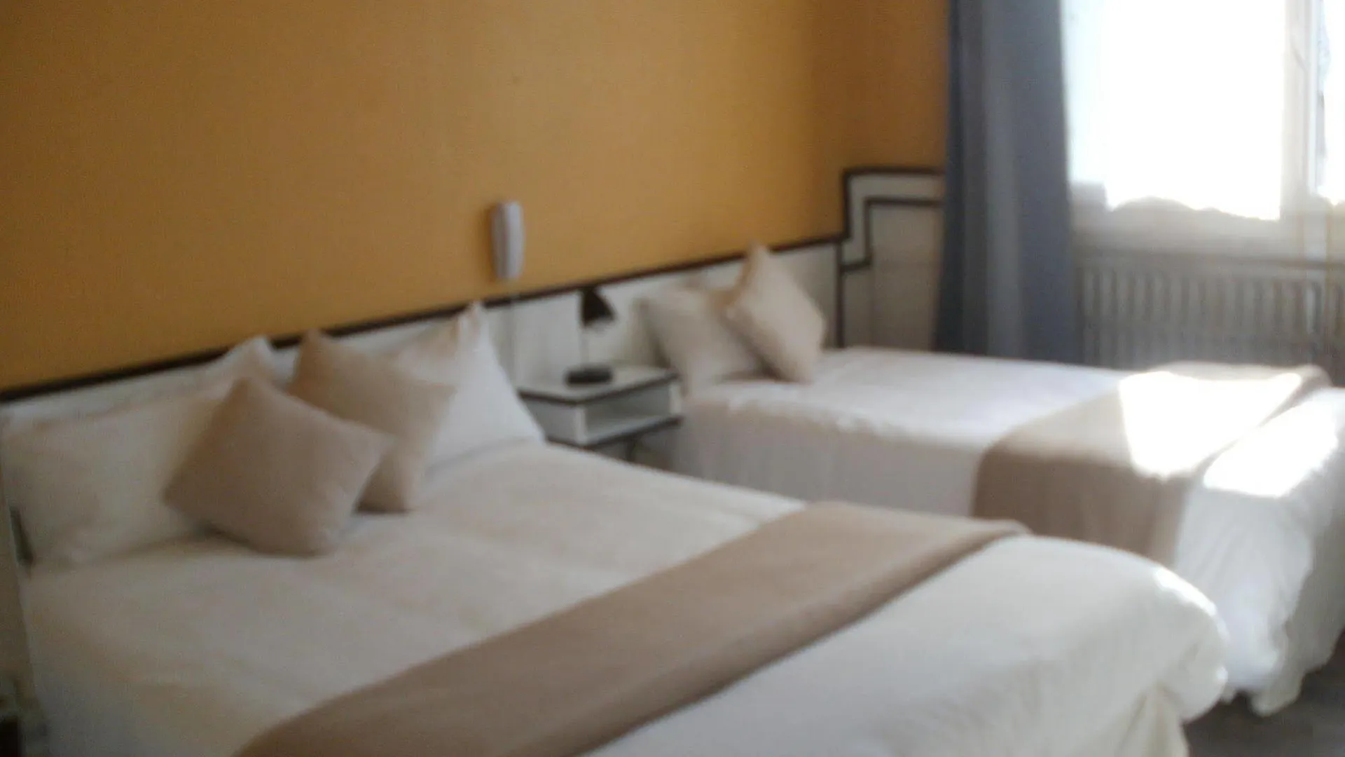 ** Hotel Hôtel du Tricastin Pierrelatte Francia